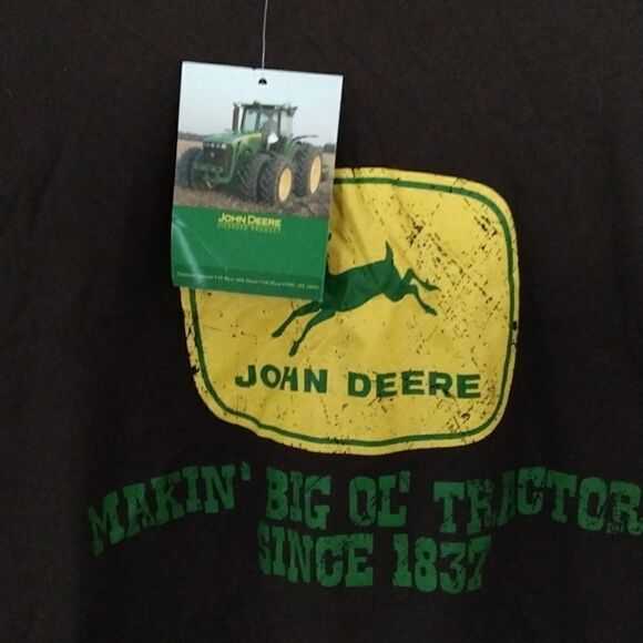 John Deere Tee - Picture 1 of 6